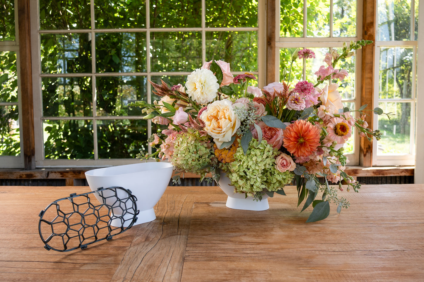 Holly Chapple FoamFree™ Footed Oval Vase