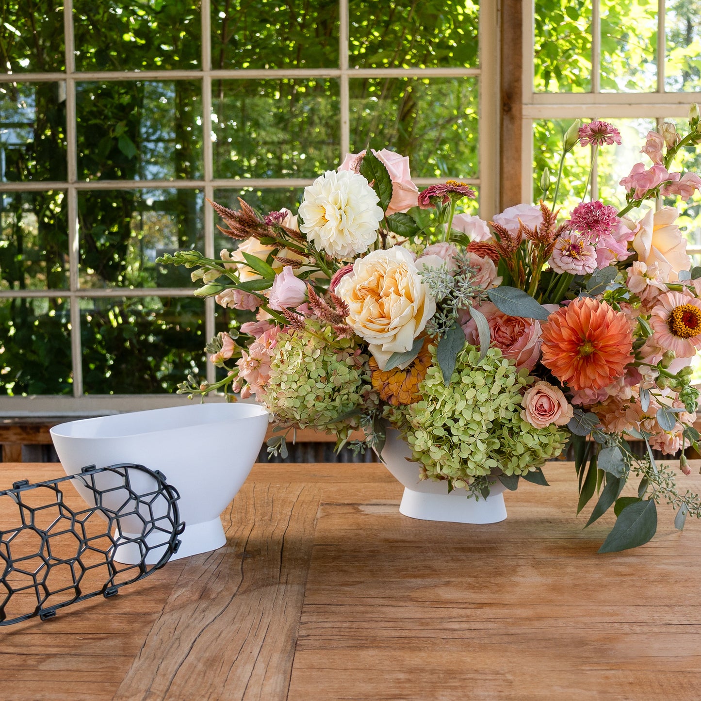 Holly Chapple FoamFree™ Footed Oval Vase
