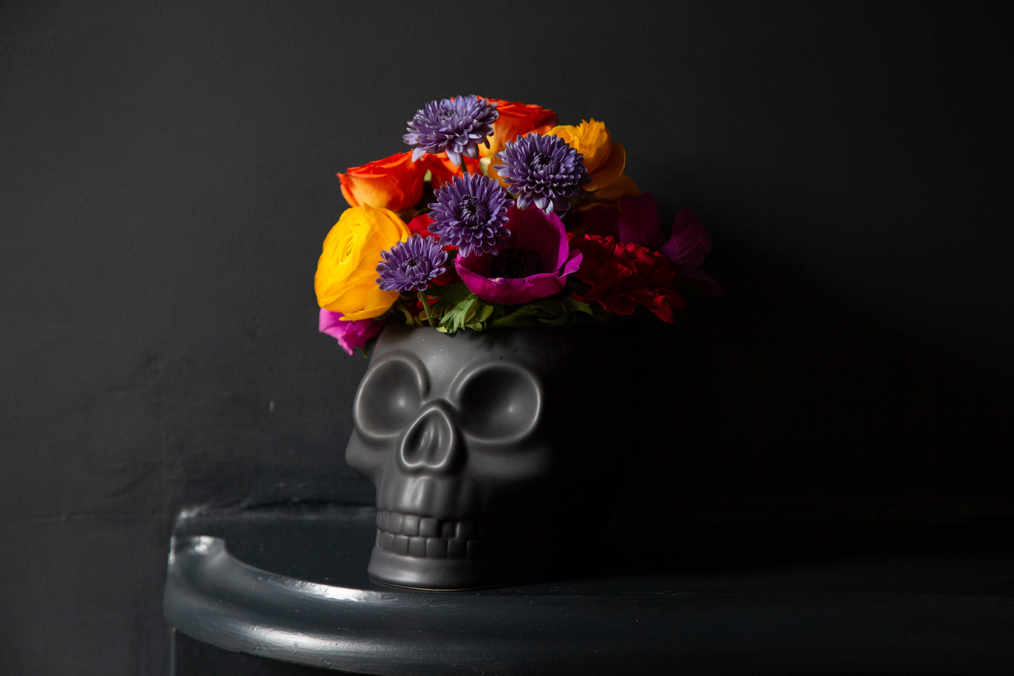 Skull Planter - Matte Black
