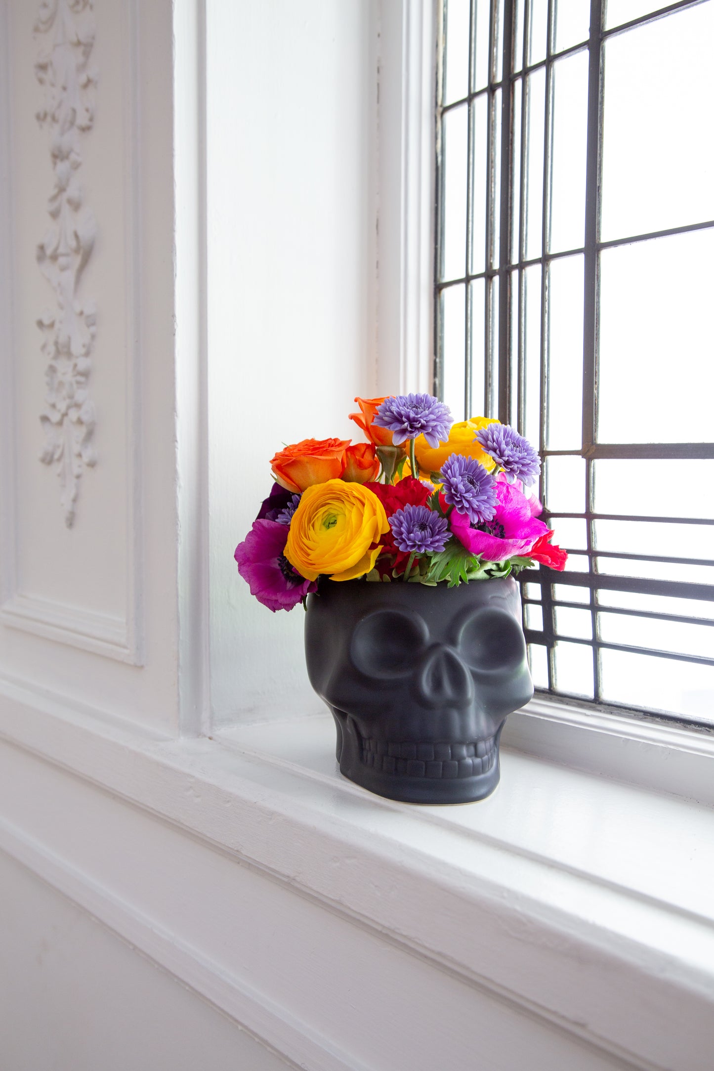Skull Planter - Matte Black