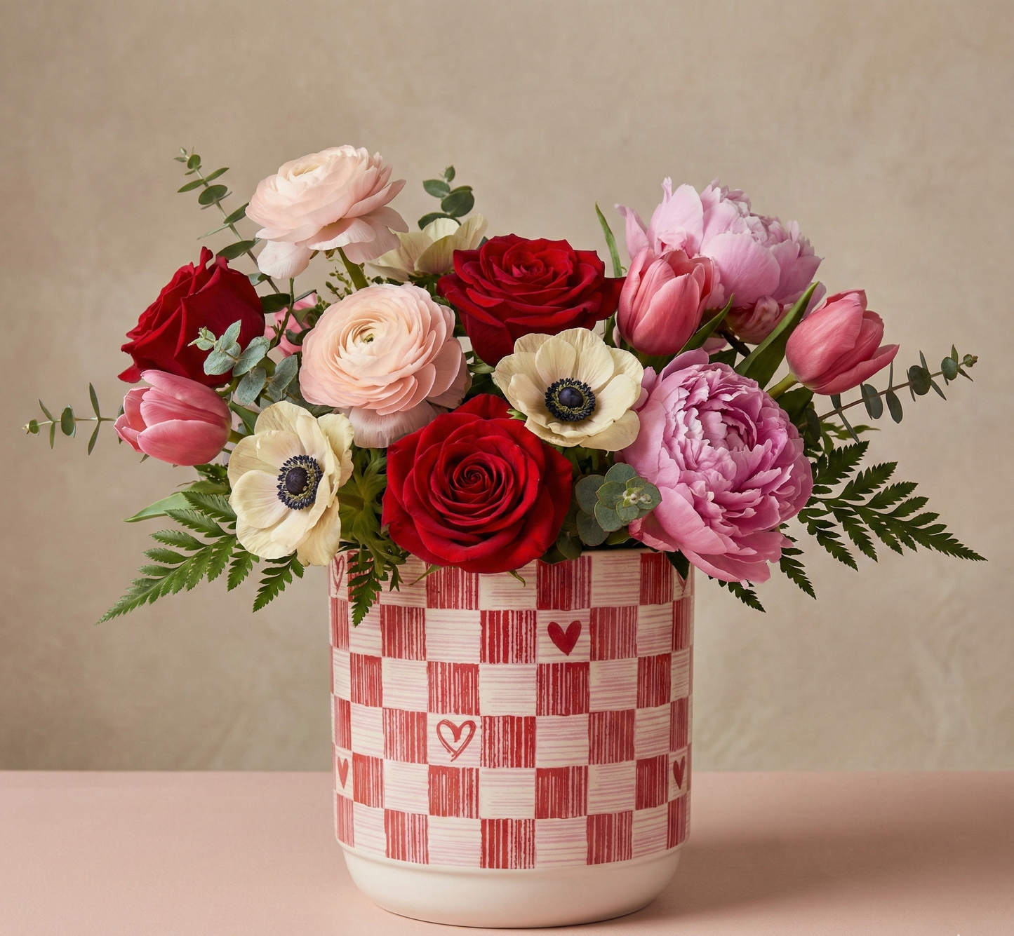 4.75" Posy Planter – Sweetheart Check
