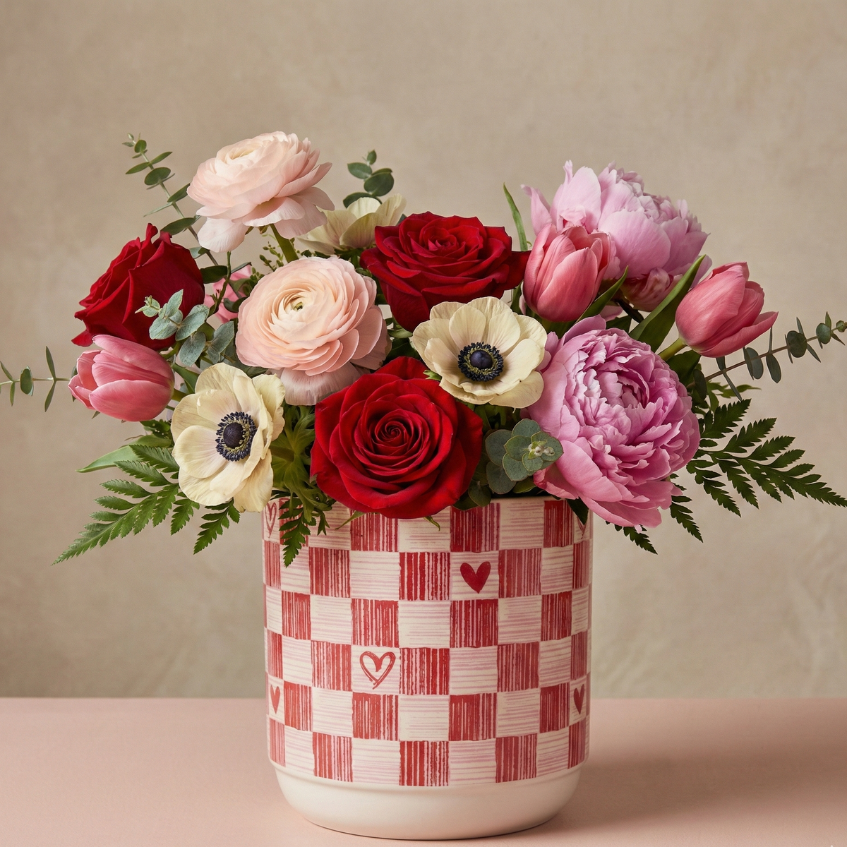 4.75" Posy Planter – Sweetheart Check