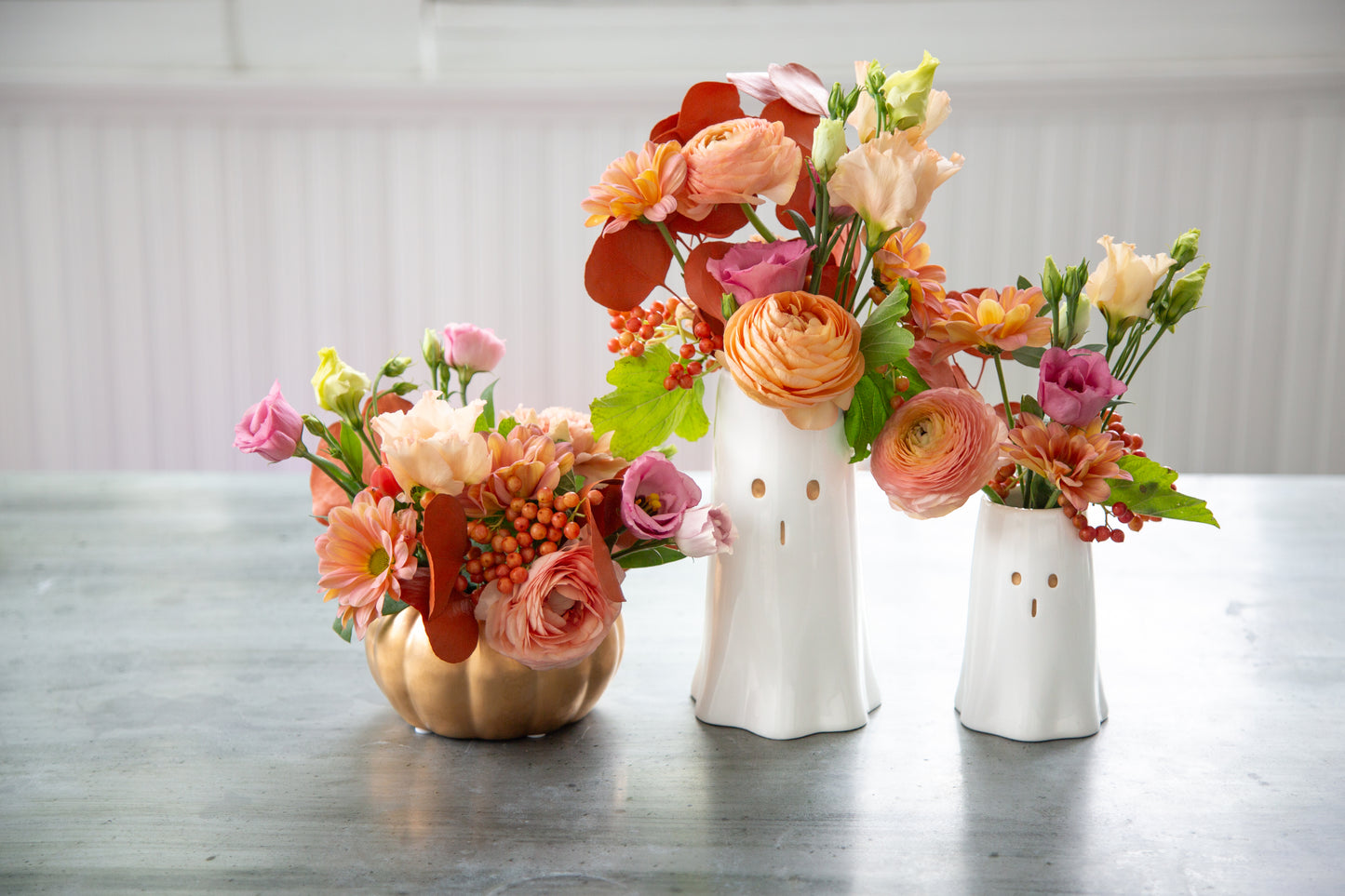 Ghost Bud Vase – White